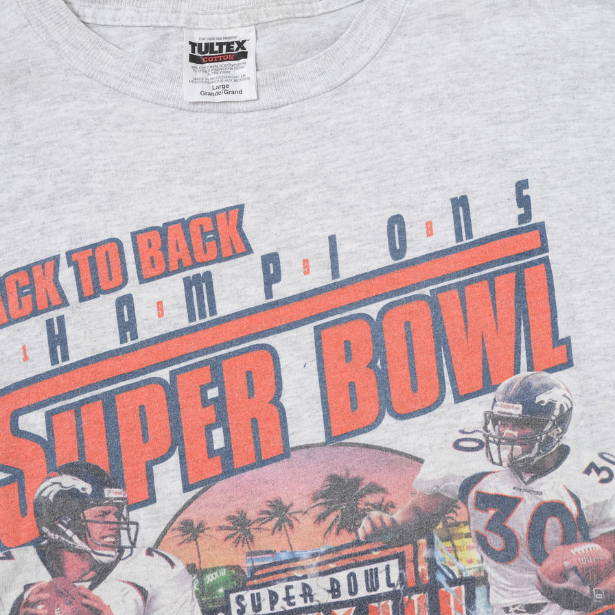 Vintage 1999 Denver Broncos T-Shirt Large