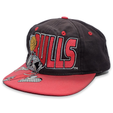 Vintage Chicago Bulls Bugs Bunny Cap - Double Double Vintage
