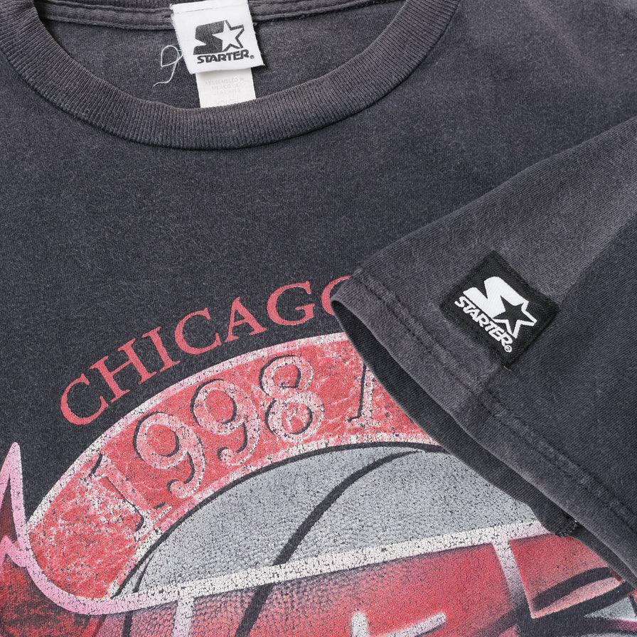 Vintage 1998 Starter Chicago Bulls T-Shirt Medium