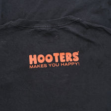 Vintage Hooters T-Shirt Medium
