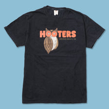 Vintage Hooters T-Shirt Medium