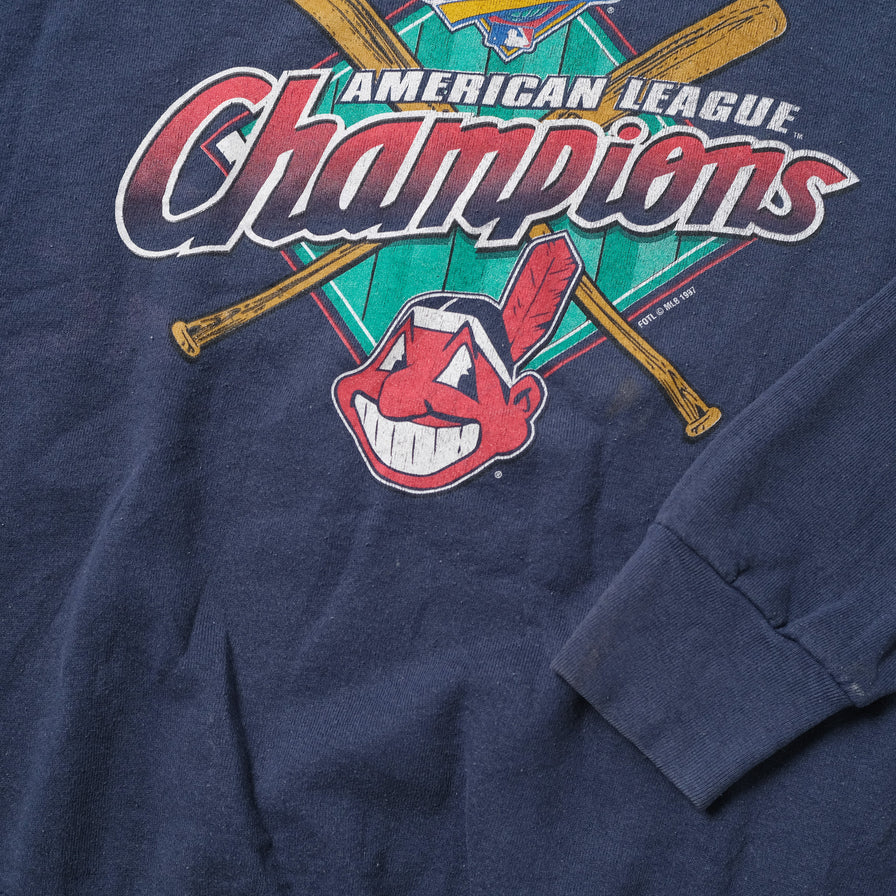 Vintage 1997 Cleveland Indians Sweater Large
