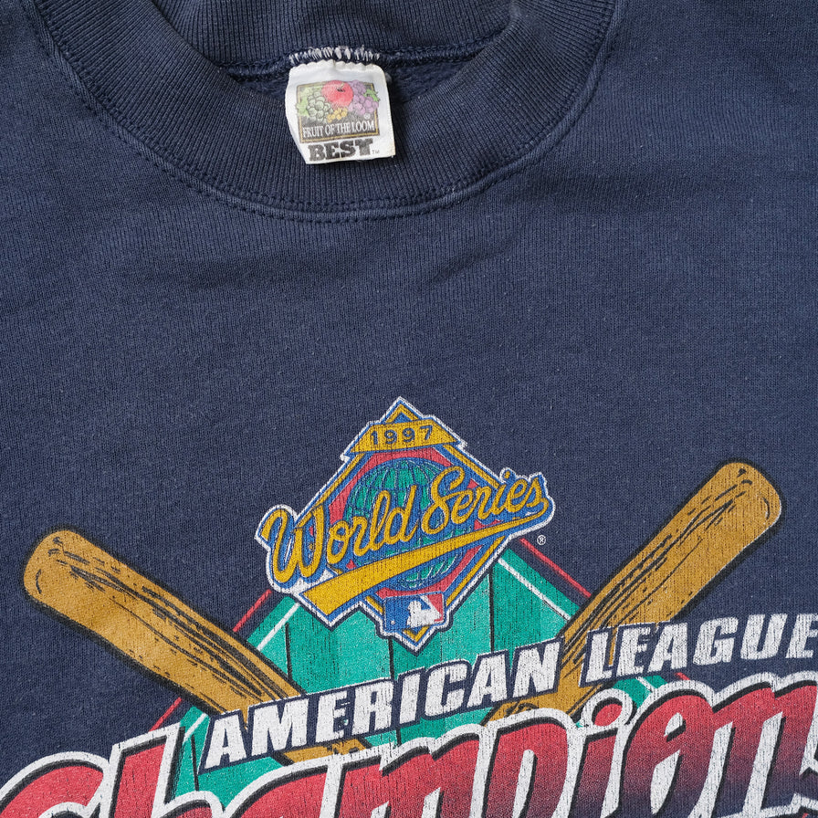 Vintage 1997 Cleveland Indians Sweater Large