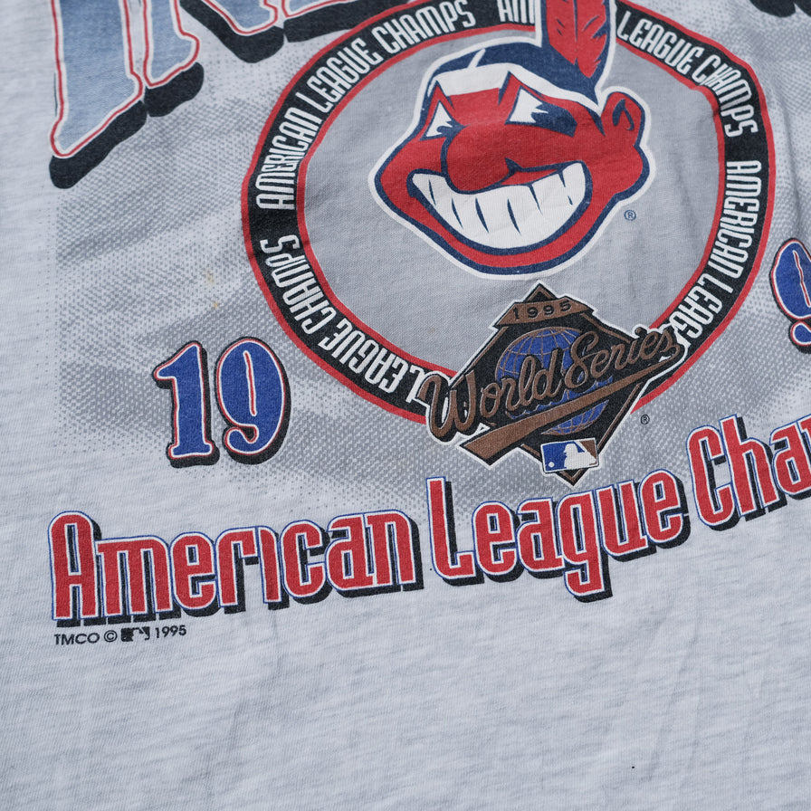 Vintage 1995 Cleveland Indians T-Shirt Large / XLarge