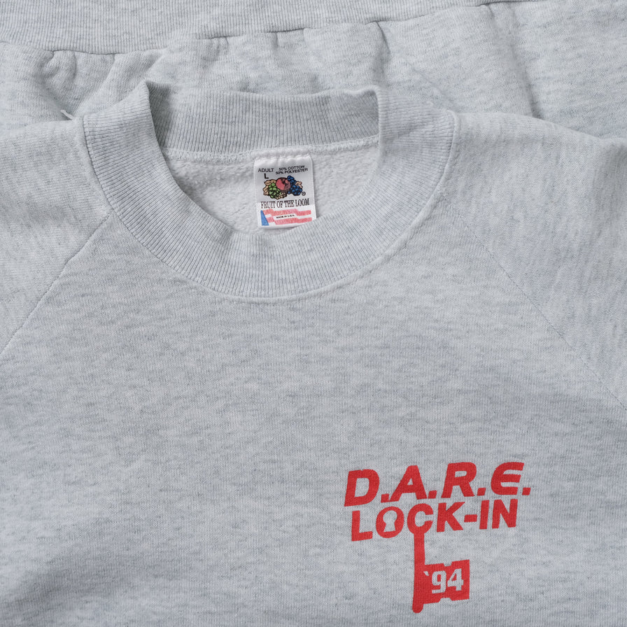 Vintage 1994 D.A.R.E. Sweater Medium / Large