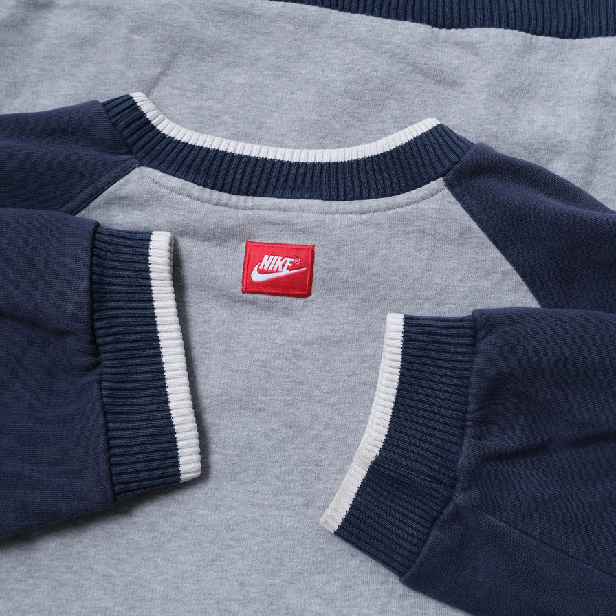 Vintage Nike Logo Sweater Large