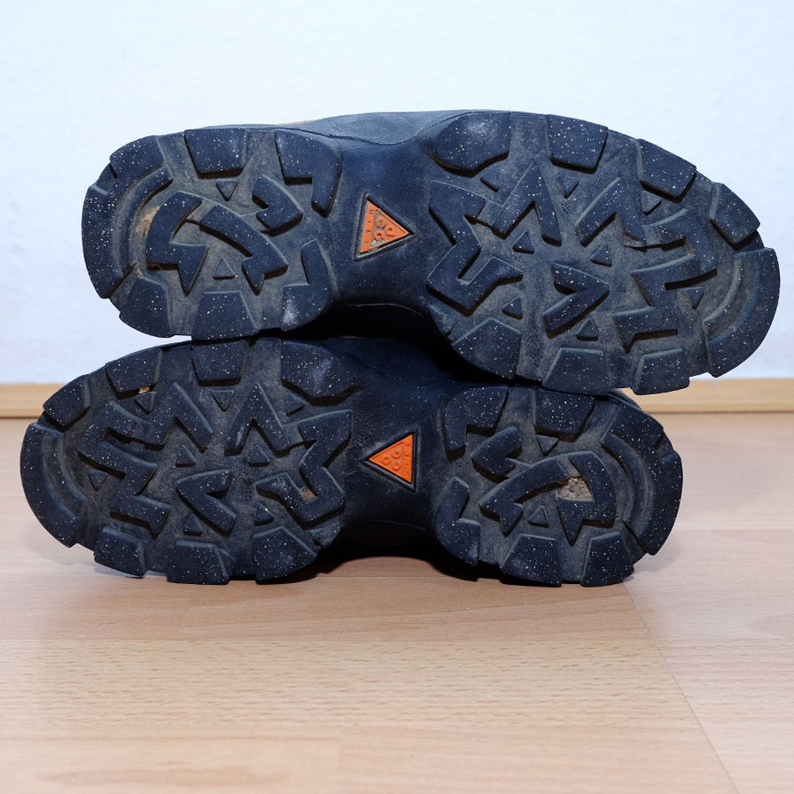 Vintage Women's Nike ACG Air Karst (2000) US 6 / EU 36.5 - Double Double Vintage