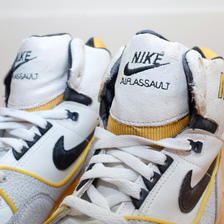 Vintage Nike Air Assault 1988 US 11.5 - Double Double Vintage