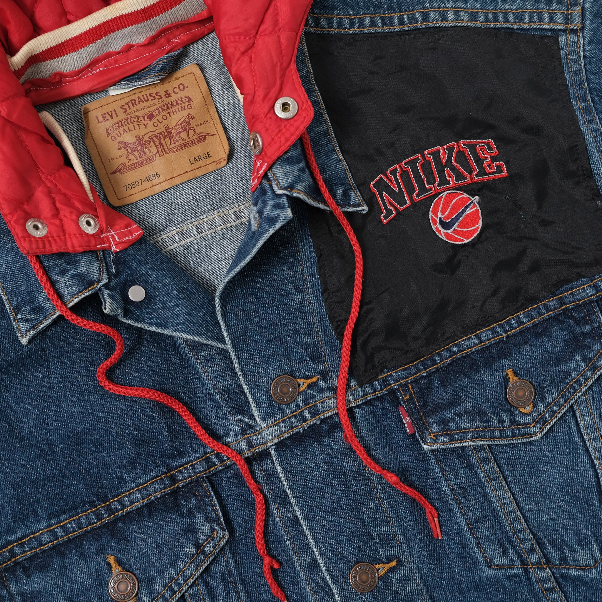 NIKE x Levi’s Denim jacket size L Levi's X Nike Trucker Jacket | Nike x Levi's Denim Jacket