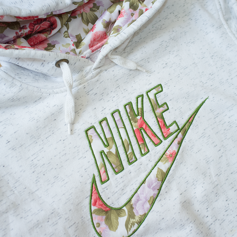 Nike Floral Hoody Women's Large - Double Double Vintage