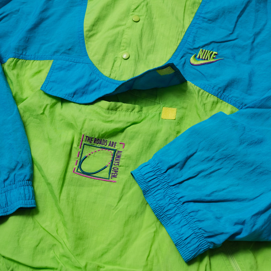 Vintage Nike Hooded Windbreaker Medium