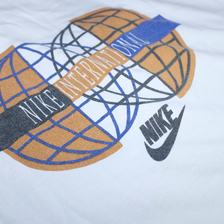 Nike International Womens Longsleeve Medium / Large - Double Double Vintage