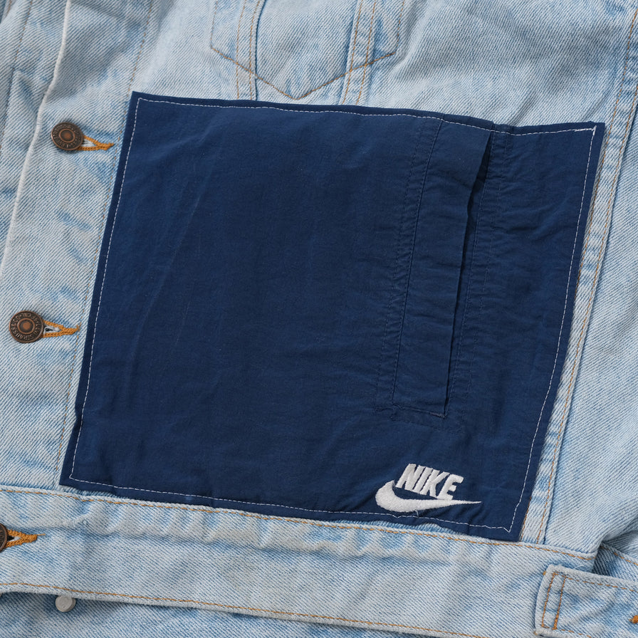 Nike Air Max x Levis Denim Jacket Medium