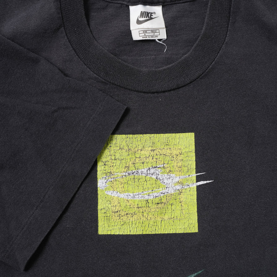 Vintage Nike Challenge Court T-Shirt Small / Medium