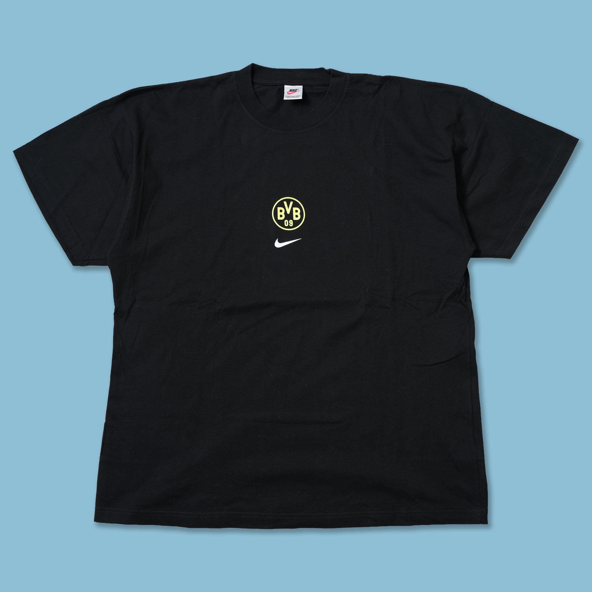 nike_shirt_centerbvb_2048x.jpg