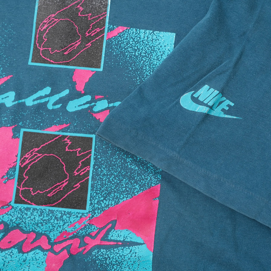 Vintage Nike Challenge Court T-Shirt Large