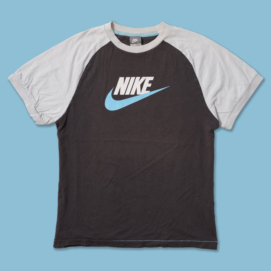 Vintage Nike Logo T-Shirt Small