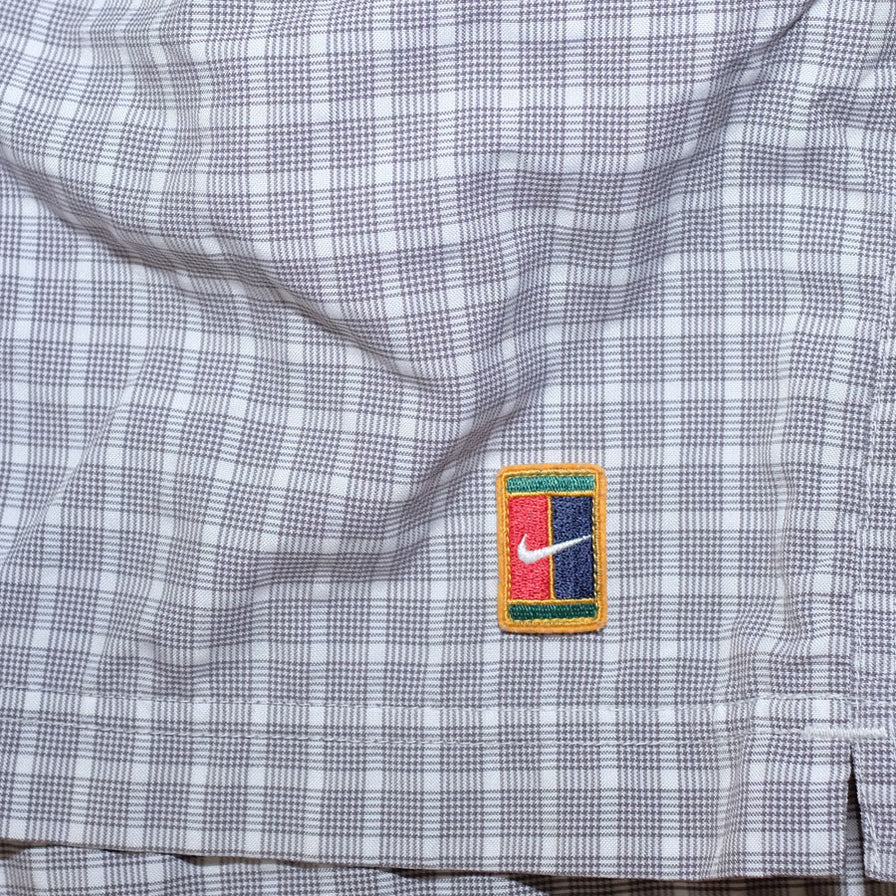 Nike Tennis Shorts Small - Double Double Vintage