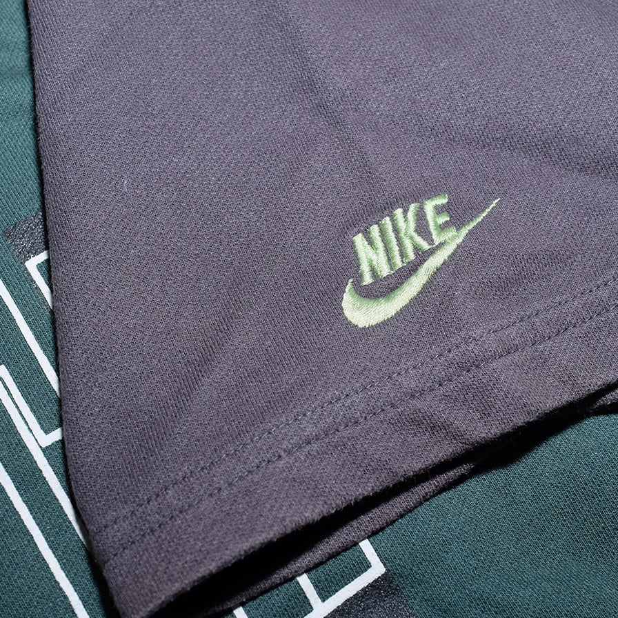 Vintage Nike Sweater Medium - Double Double Vintage