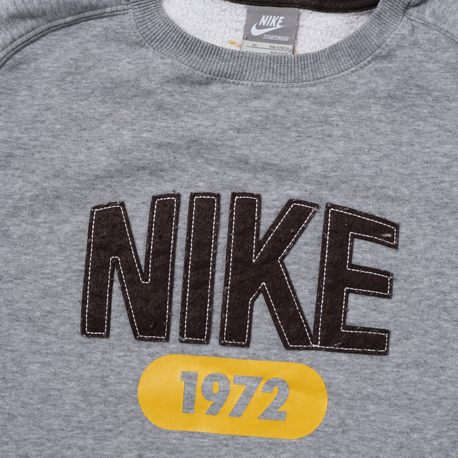 Vintage Nike Sweater Medium