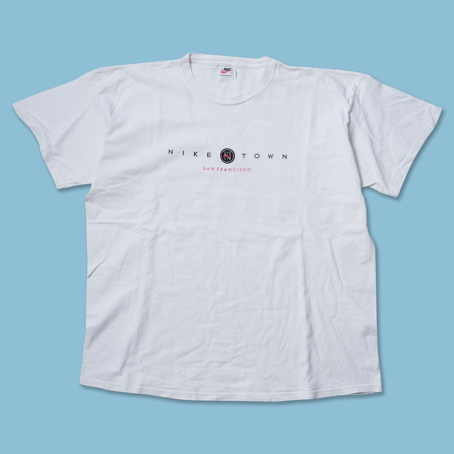 Nike town t shirt discount