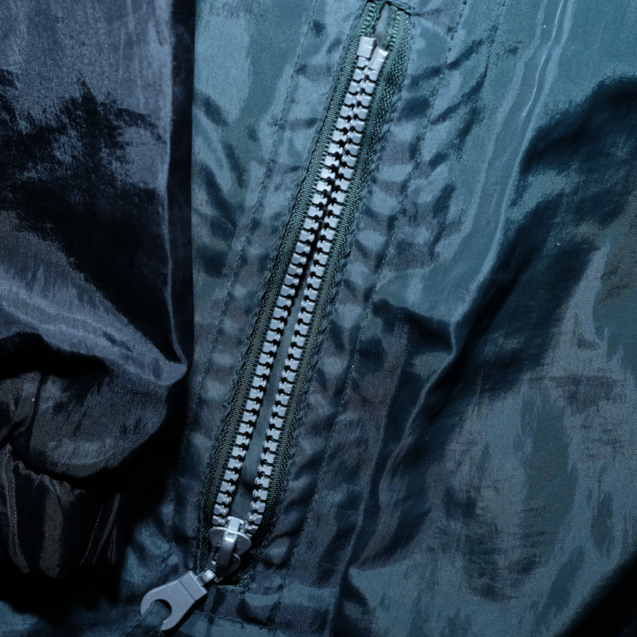 Vintage Manhatan Windbreaker Large / XLarge - Double Double Vintage