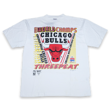Vintage Chicago Bulls Threepeat T-Shirt XLarge - Double Double Vintage