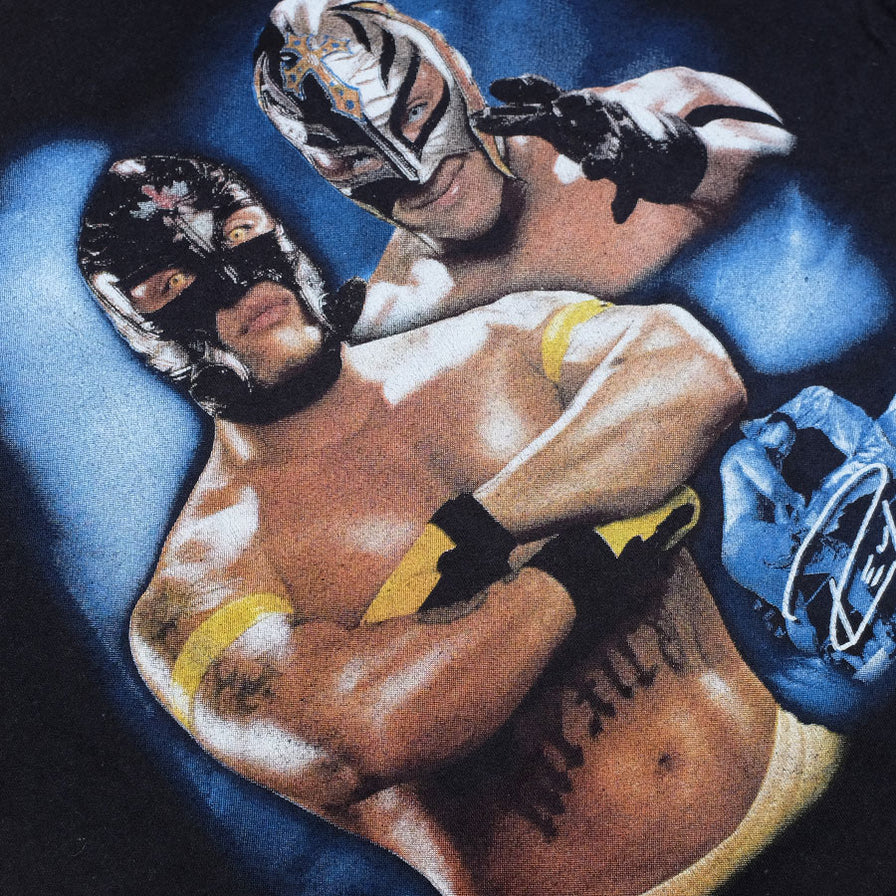 Vintage WWE Rey Misterio T-Shirt Small - Double Double Vintage