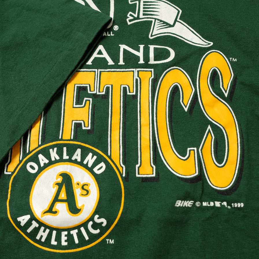 Vintage 1999 Oakland Athletics T-Shirt Large / XLarge