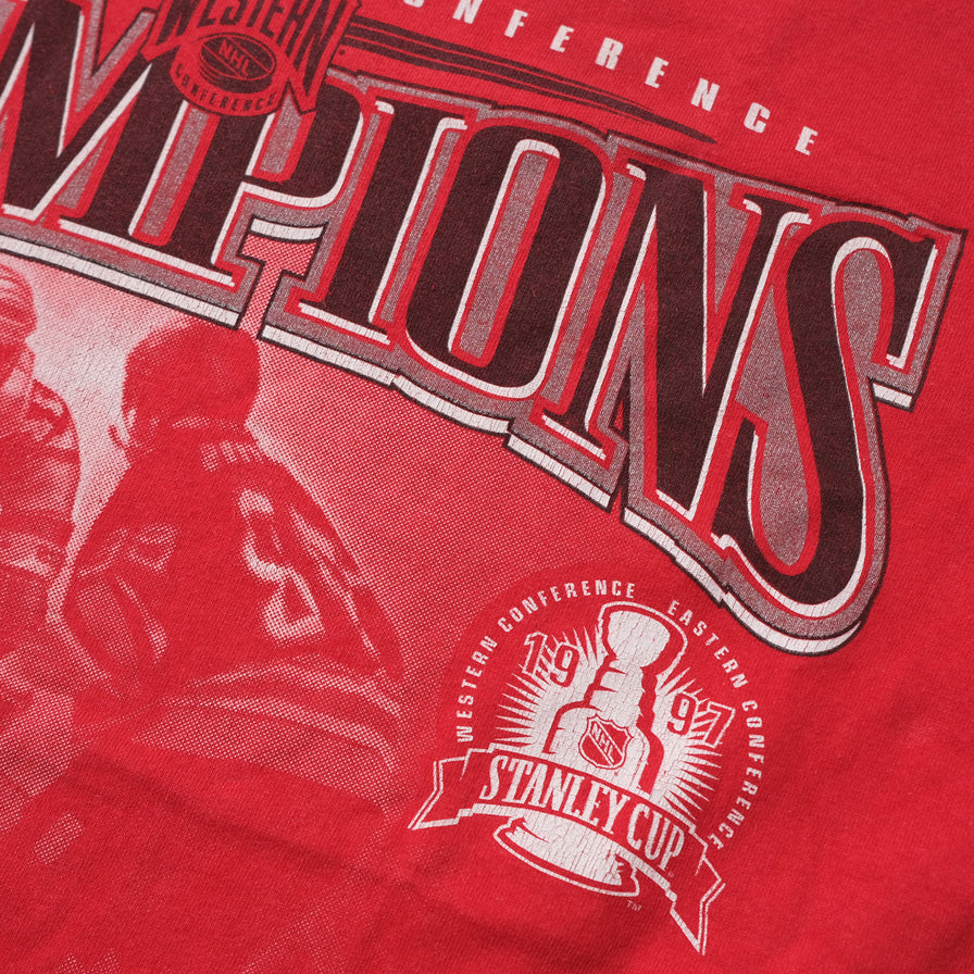 Vintage 1997 Detroit Red Wings T-Shirt Medium