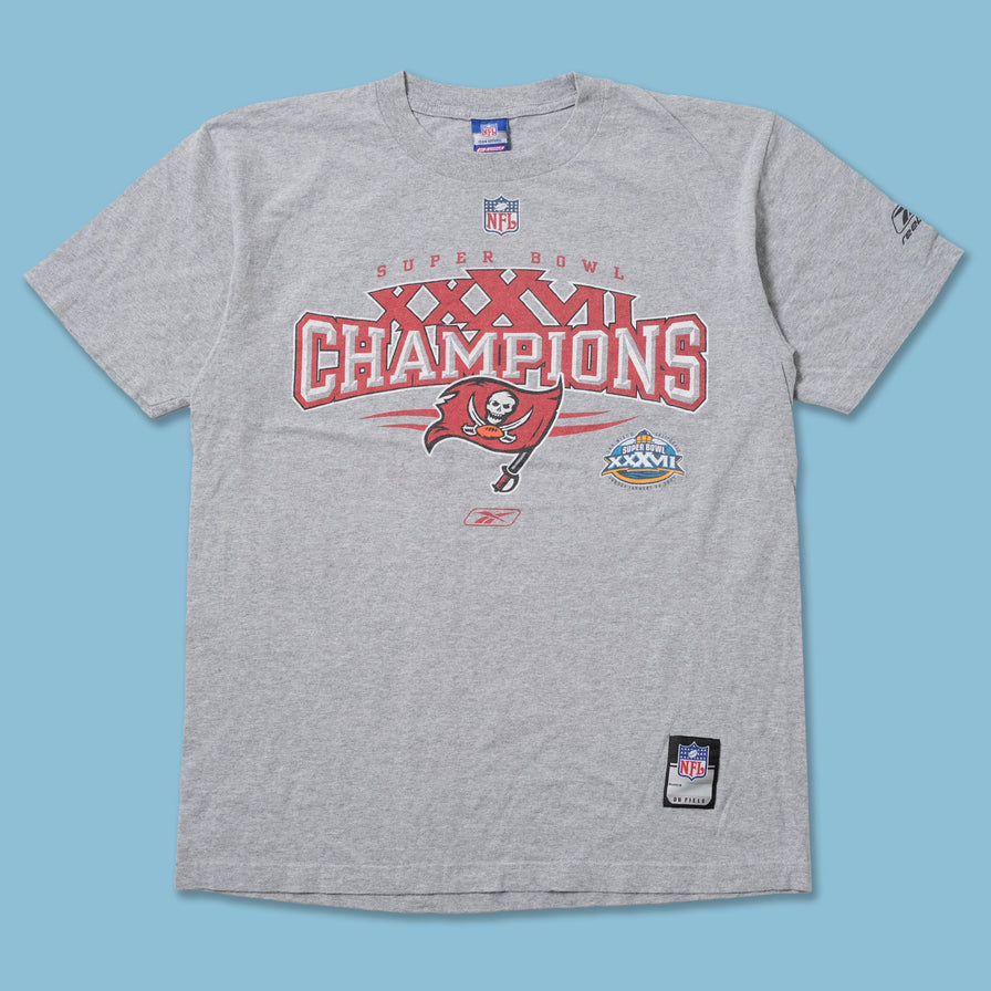 Vintage 2002 Reebok Tampa Bay Buccaneers T-Shirt Medium / Large