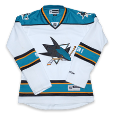 Vintage Women's Reebok San Jose Sharks Jersey Small - Double Double Vintage