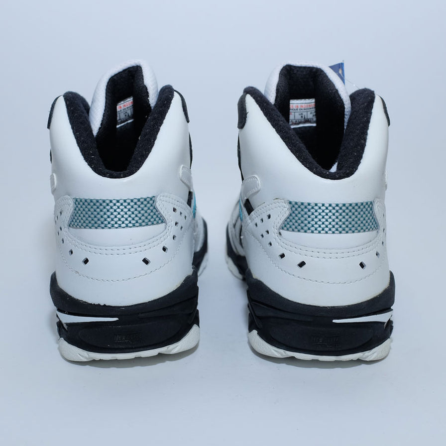 Vintage Reebok Outrage JR EU 38.5 - Double Double Vintage