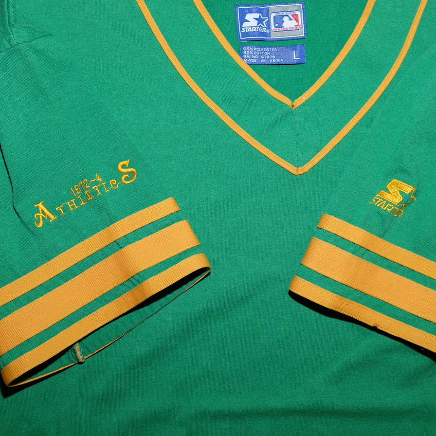 Vintage Starter Oakland Athletics V-Neck T-Shirt XLarge - Double Double Vintage