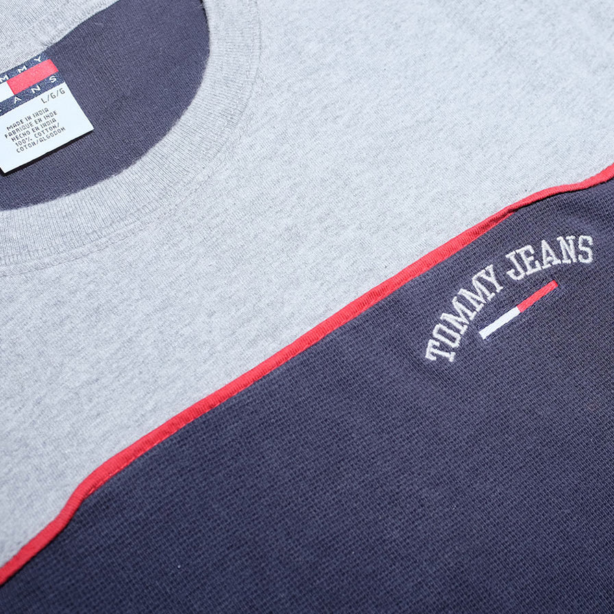 Vintage Tommy Jeans T-Shirt Large - Double Double Vintage