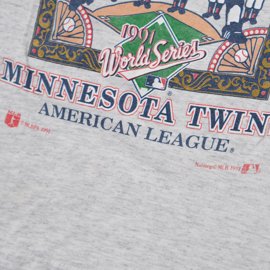 Vintage 1991 Minnesota Twins T-Shirt Small / Medium